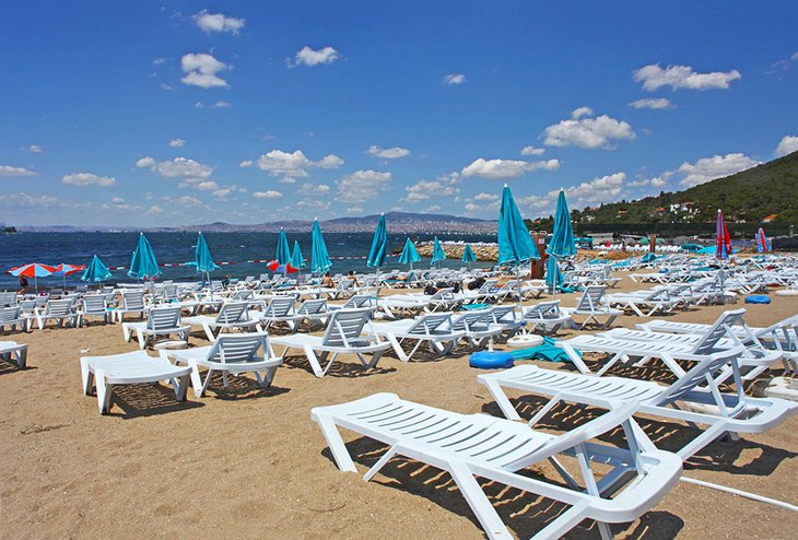 turkey-istanbul-best-beaches-buyuk-ada