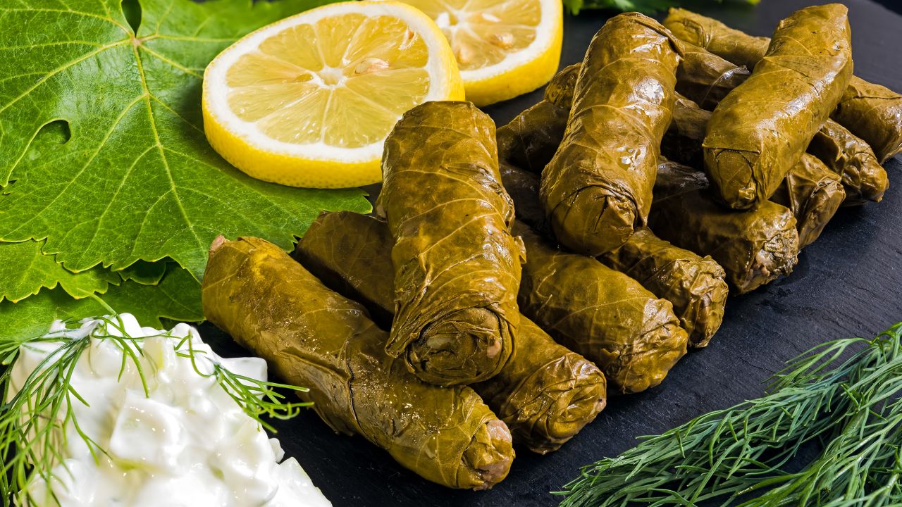 200401171739-06-best-turkish-foods-yaprak-dolma