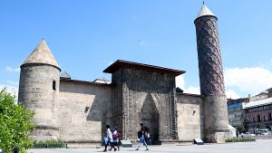 Yakutiye Medresesi